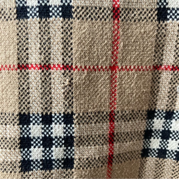 Burberry Sweater - Picture 6 of 9